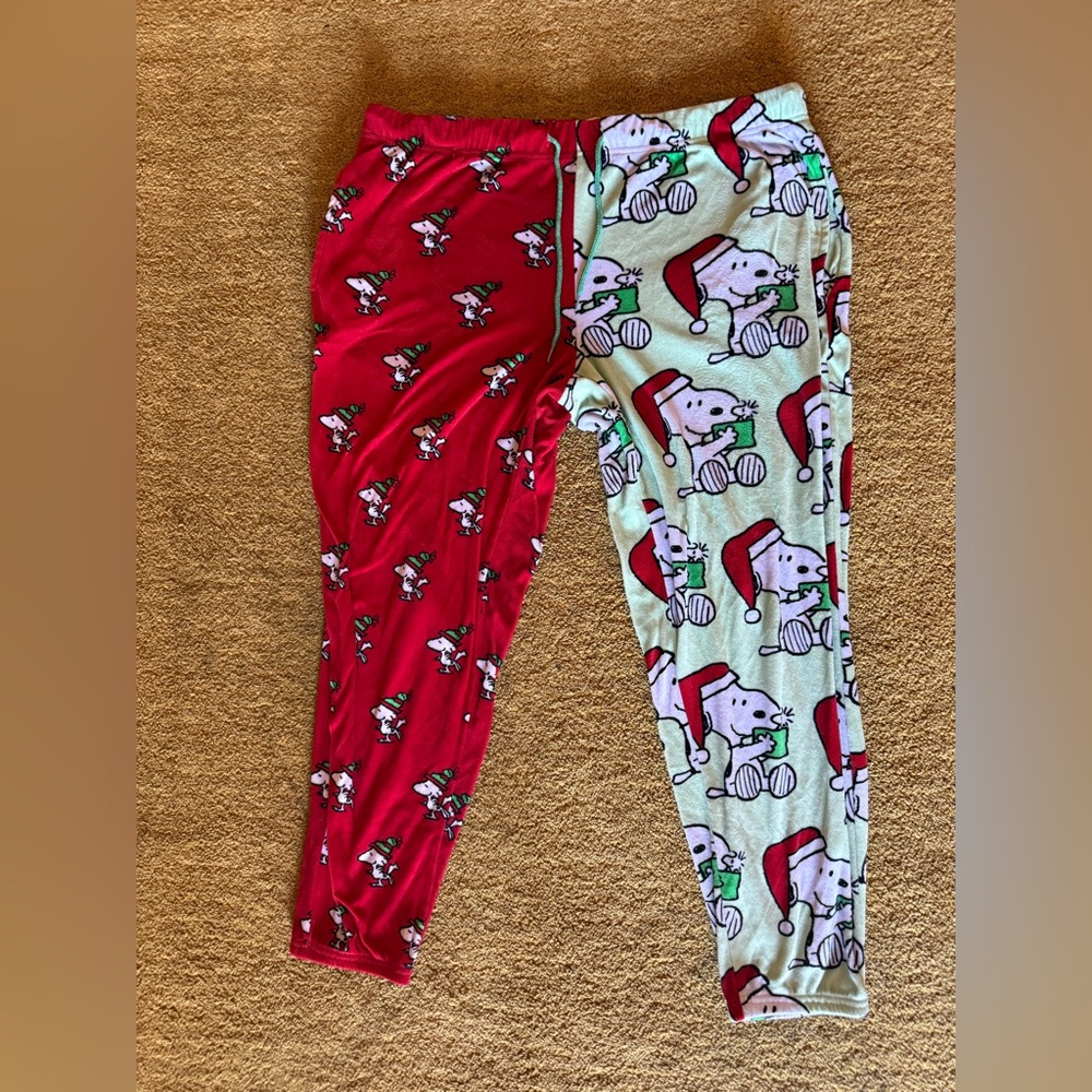 Peanuts Snoopy Sleepwear Pajama Pants - Size Large